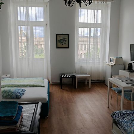Apartments Katarina Прага Екстериор снимка