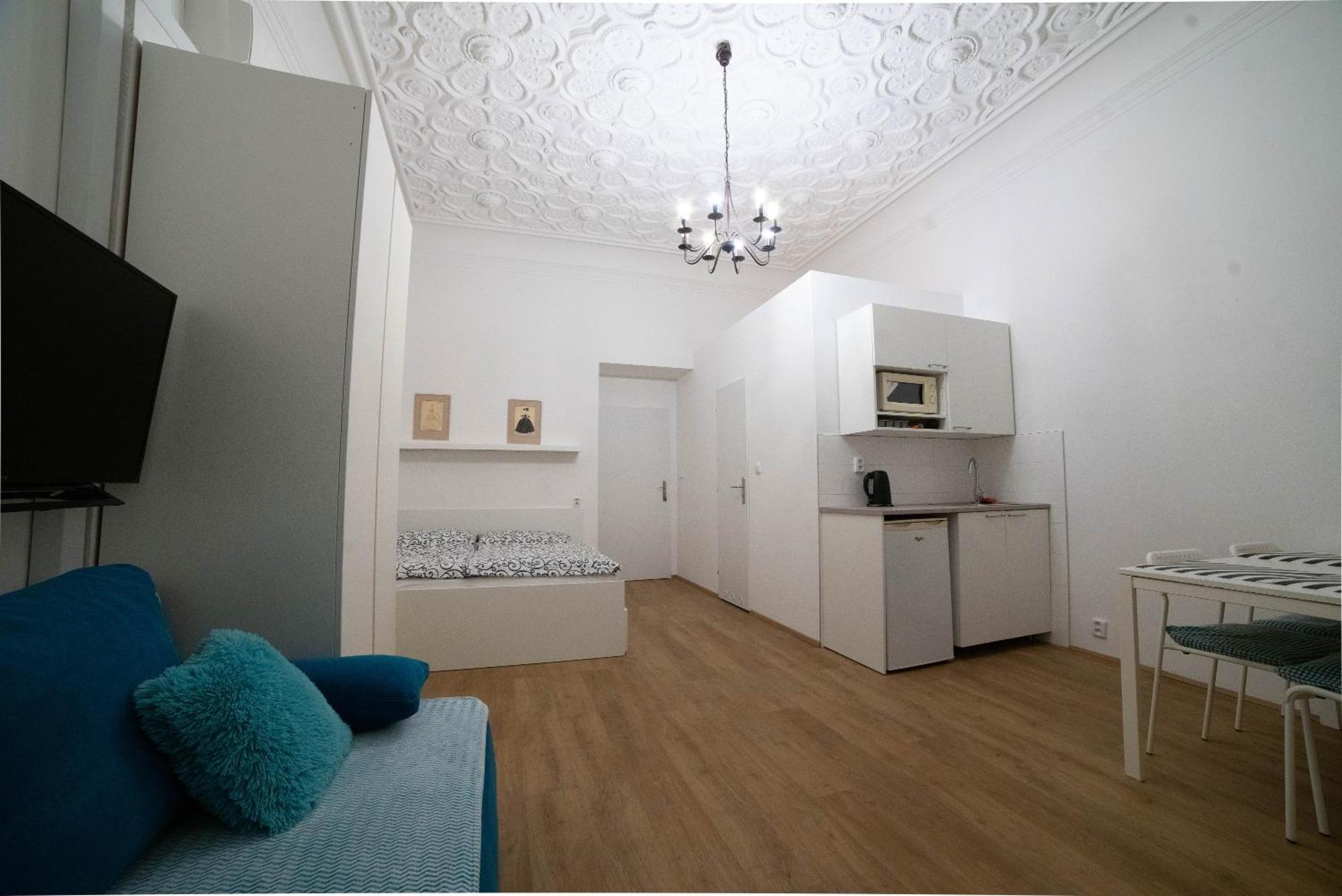 Apartments Katarina Прага Екстериор снимка